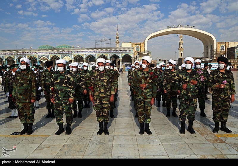 عکس/ صبحگاه مشترک عهد سربازی در مسجد جمکران