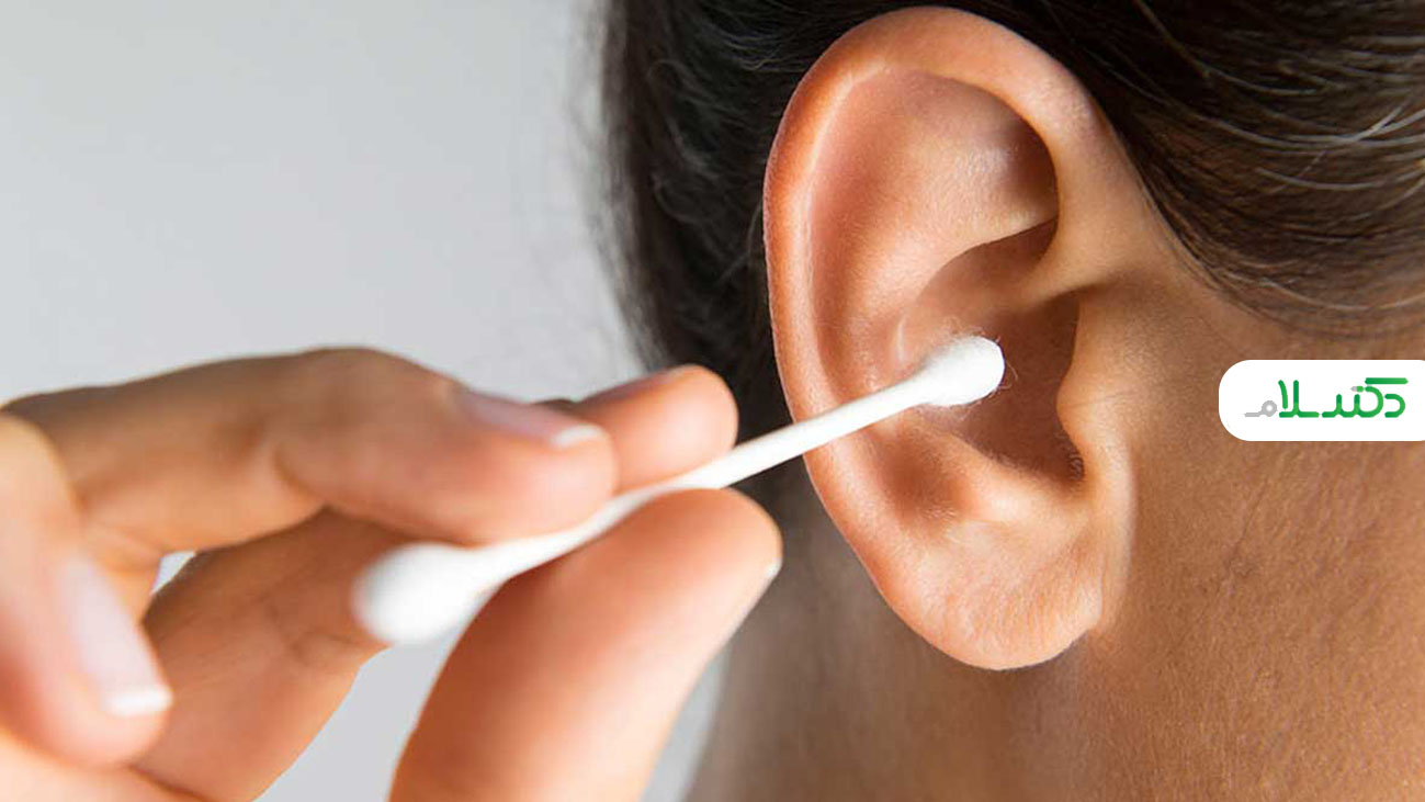 چگونه گوش های خود را تمیز کنیم؟  
