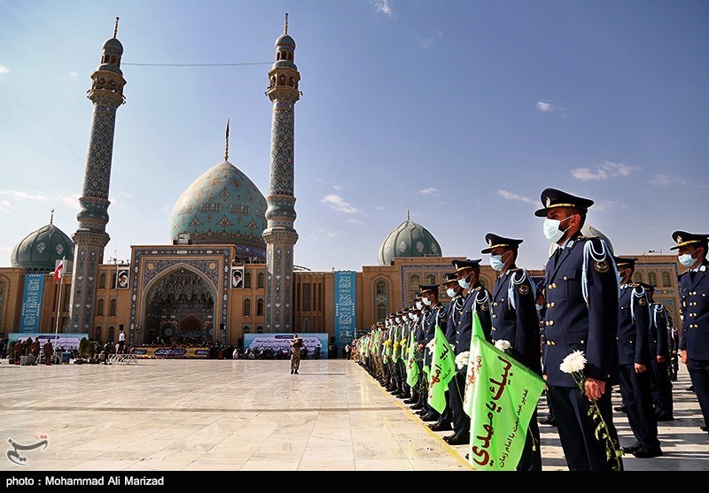 عکس/ صبحگاه مشترک عهد سربازی در مسجد جمکران