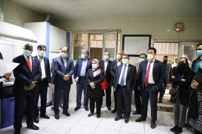 بازدید سفیران ۵ کشور از مجتمع کارخانجات ساینا دلیجان