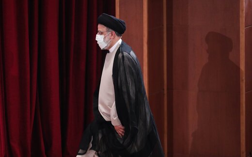 تعریف و تمجید یک اصلاح طلب از سفرهای استانی رییسی