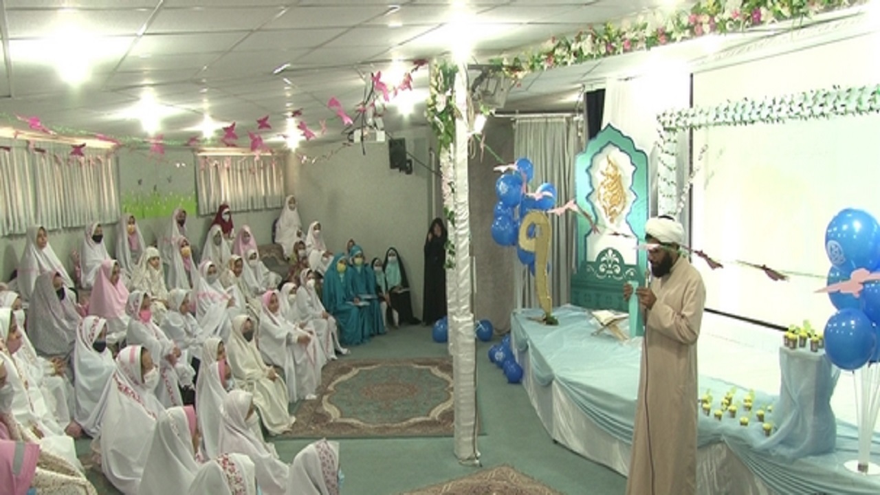 میزبانی مسجد مقدس جمکران از دختران ۹ ساله‌