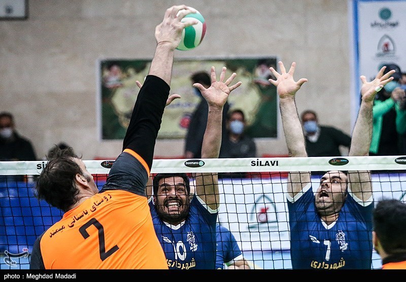 احتمال تعویق یک هفتهای لیگ برتر برای حضور قهرمان