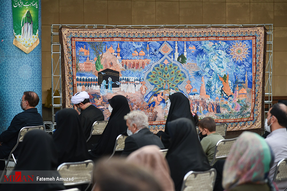 رونمایی از کتیبه هنری «قدرت اسلام» در ایوان انتظار