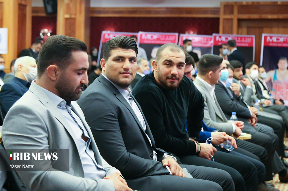 عکس/ مراسم تجلیل از مدال آوران کشتی در بابلسر