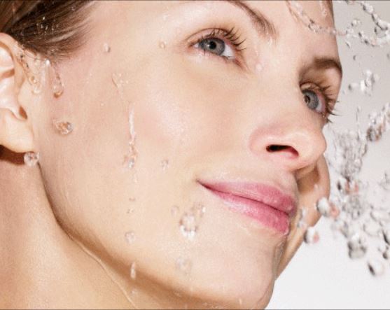 تمیز نگه داشتن پوست به چه منظور است؟