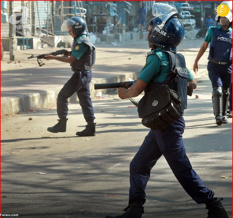 عکس/ سرکوب تظاهرات مسلمانان بنگلادش درپی اهانت به قرآن