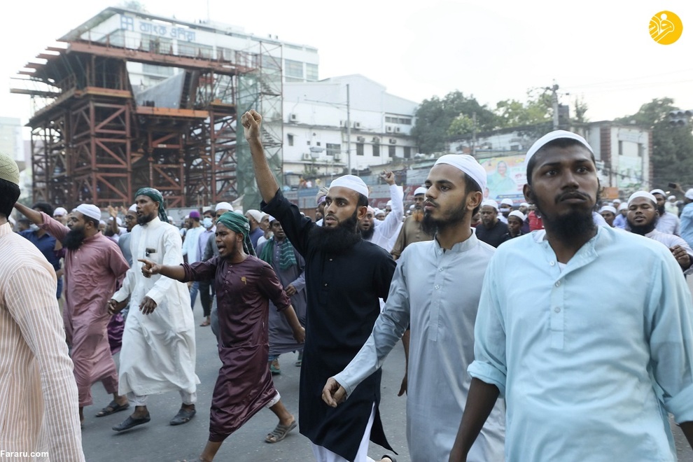عکس/ سرکوب تظاهرات مسلمانان بنگلادش درپی اهانت به قرآن