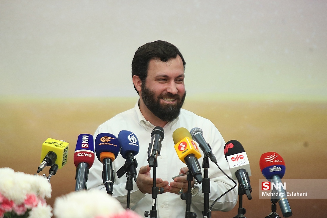  نشست خبری رییس سازمان هنری «اوج» 