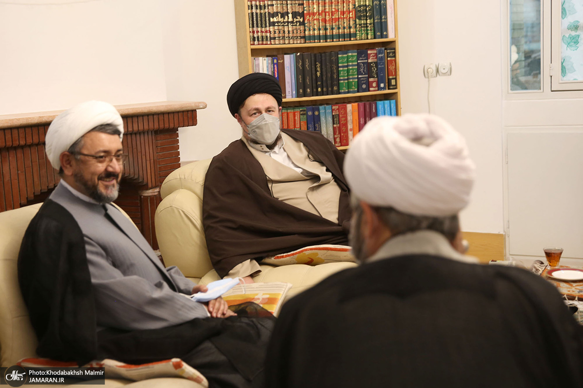 دیدار صمیمی سید حسن خمینی و فرزند علامه حسن زاده آملی‎(ره) 