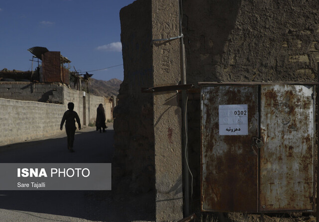 نمایی از مناطق زلزله زده یزدانشهر