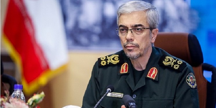 سرلشکر باقری: قراردادهای خرید جنگنده و بالگرد از روسیه پیگیری می شود