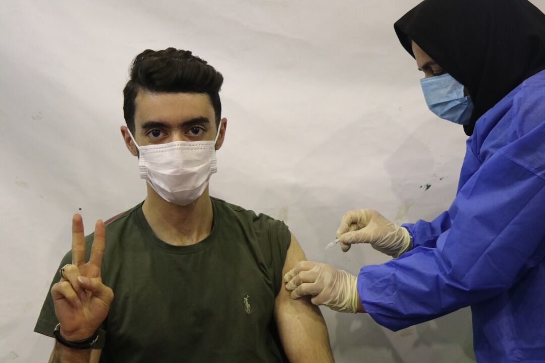 بیش از ۵۰ درصد دانش‌آموزان ۱۲ تا ۱۷ سال خوزستان واکسینه شدند