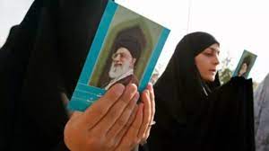 زن انقلابی چگونه زنی است؟