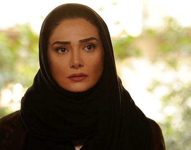 چهره ها/ سلفی شبانه ستاره سریال افرا