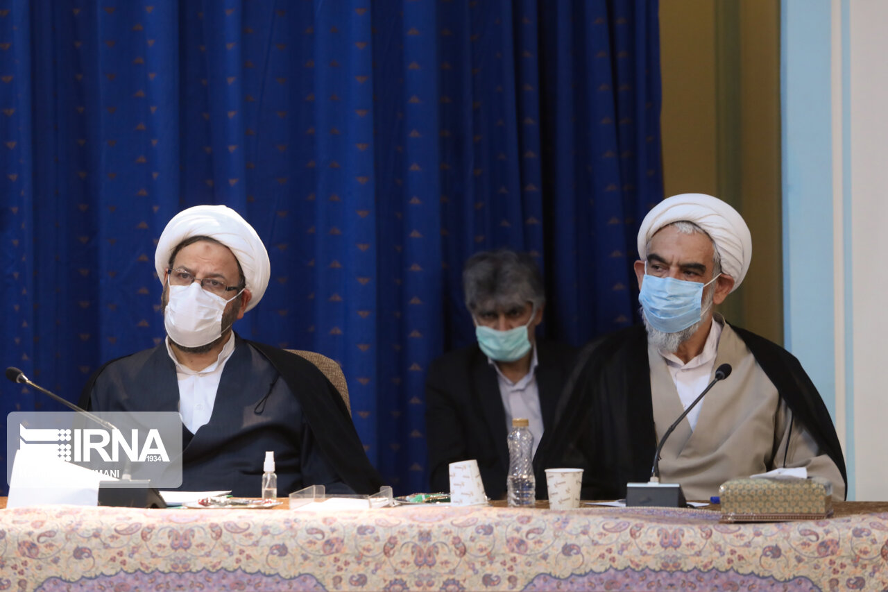 جلسه شورای عالی انقلاب فرهنگی باحضور رئیس جمهور