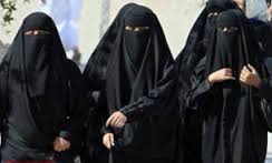 عربستان در صدد استخدام زنان در هیات امر به معروف و نهی از منکر