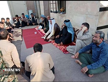 عکس/ پیوند برادری و اتحاد عشایر عرب خوزستان و زلزله‌زدگان اندیکا 