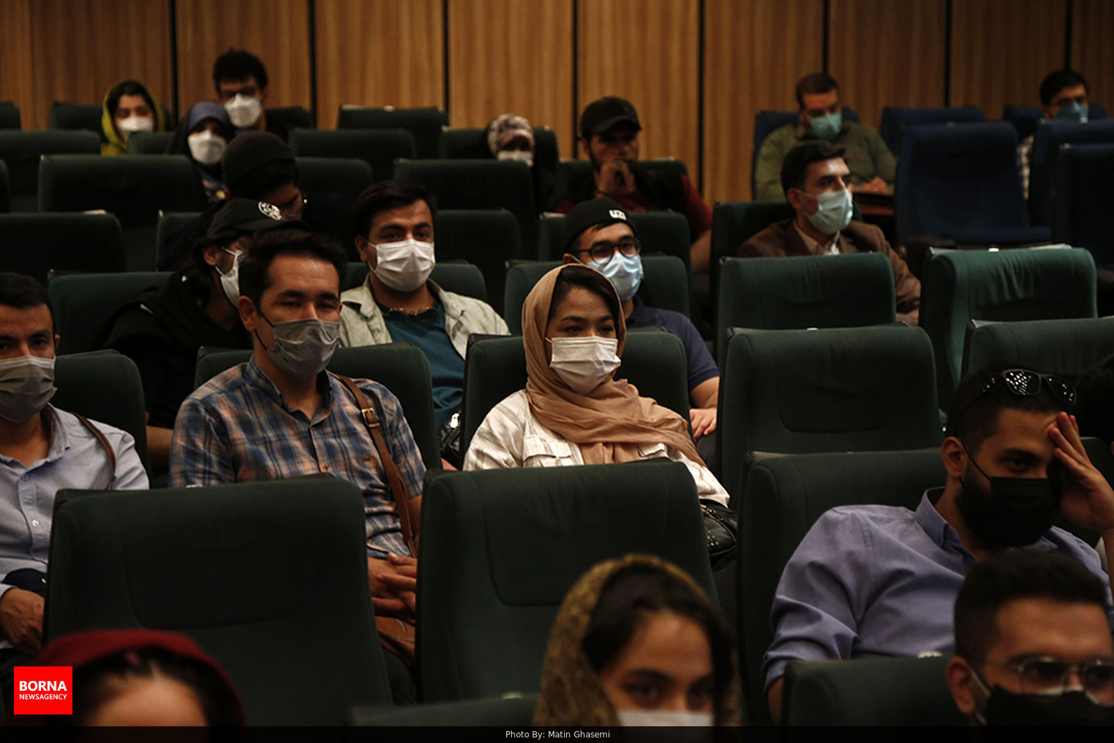 رونمایی و اکران دیپورت؛ فیلمی درباره مهاجرین افغانستانی