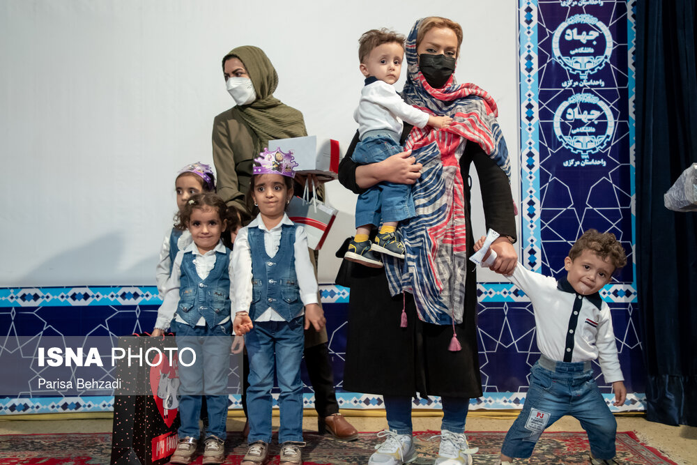جشنی برای «شکوفه‌های امید رویان» در اراک