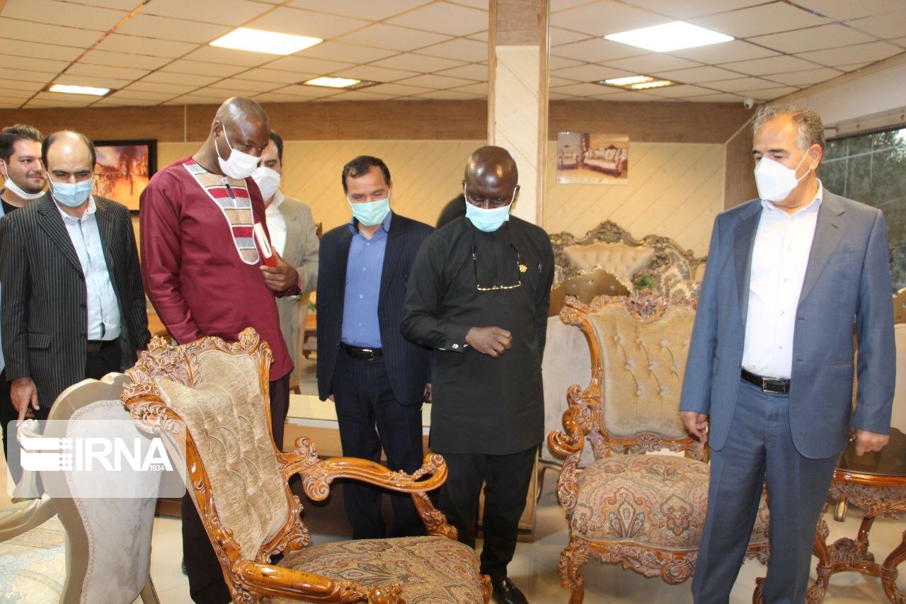 بازدید سفیر غنا از صنعت مبلمان منبت ملایر