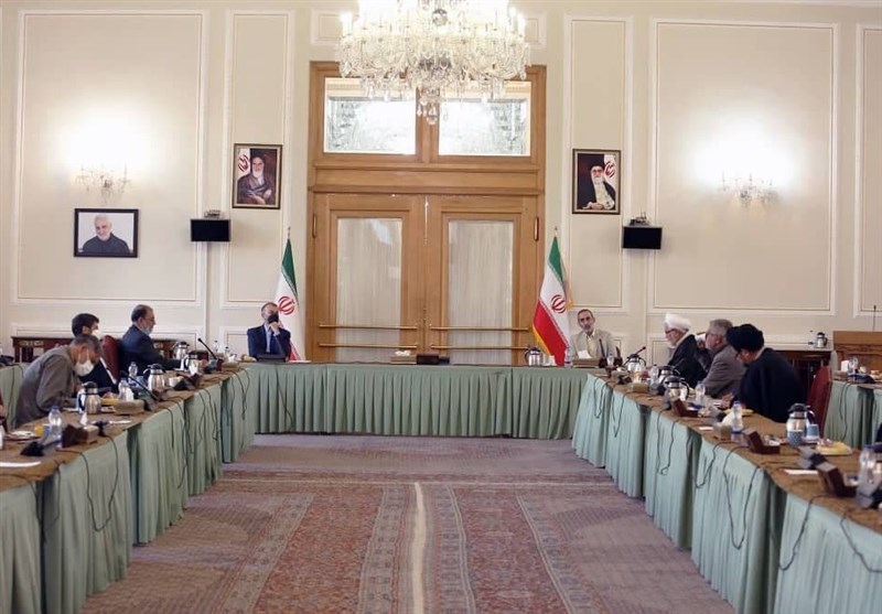 دیدار جمعی از فعالان حامی فلسطین با امیرعبداللهیان