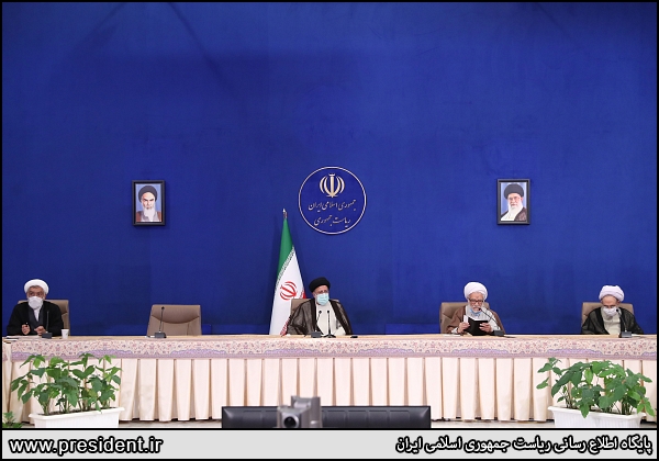 رئیسجمهور: مردم همچنان برای رفع مشکلات خود به روحانیت اعتماد دارند
