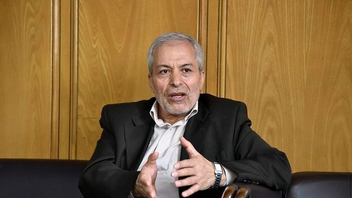 میرلوحی: احمدینژاد محصول نادیدهگرفتن تحزب در کشور است
