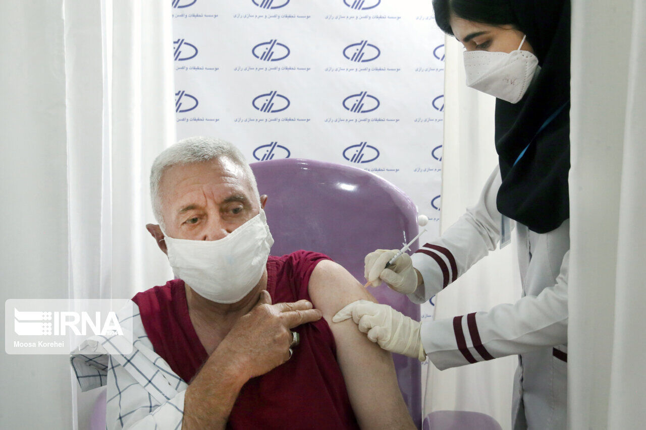 رئیس دانشگاه علوم پزشکی: ۳۳ درصد جمعیت استان اصفهان واکسن کرونا دریافت نکردهاند