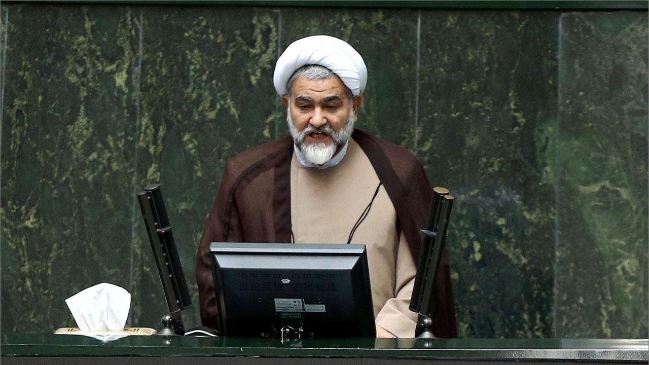 اظهارات جدید نوروزی درباره انتشار فیلم‌ دوربین‌های اوین: زندانی معتاد خودش را به غش زده بود