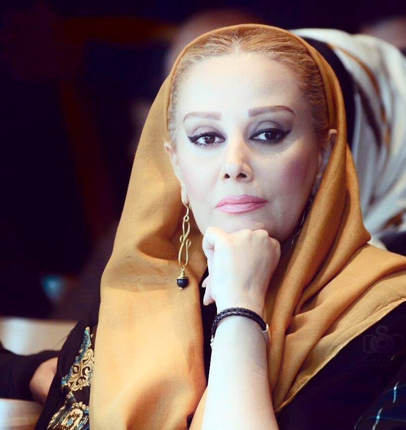 چهره‌ها/ شیوا خسرومهر در اتاق گریم