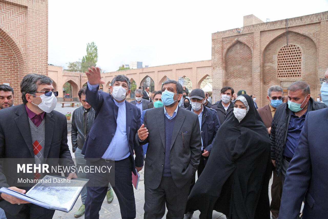 سلفی با وزیر میراث فرهنگی، گردشگری و صنایع دستی در اردبیل
