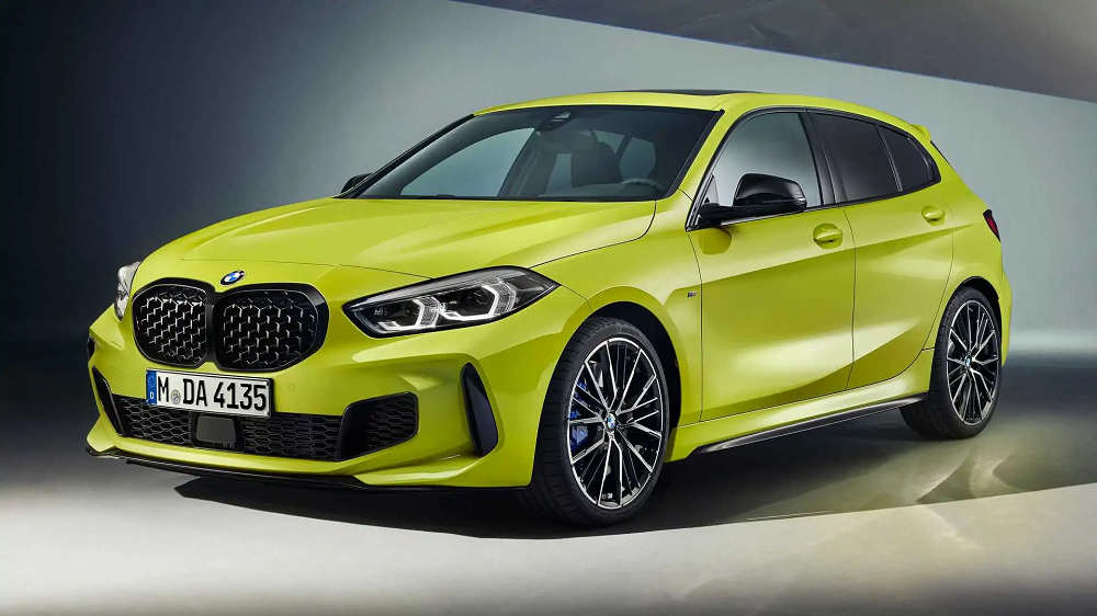 رونمایی از بامو M135i xDrive مدل ۲۰۲۲