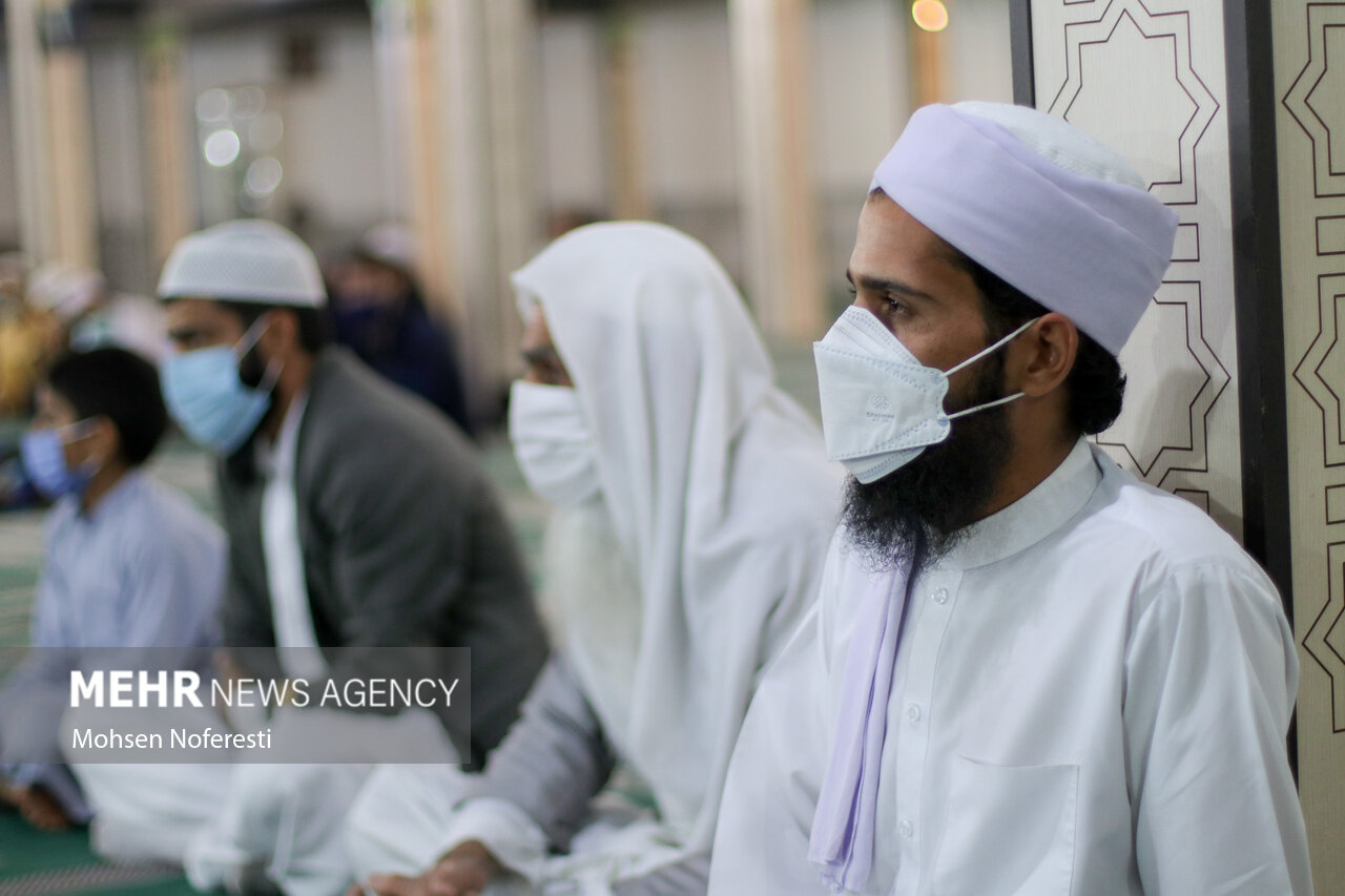 عکس/ حضور قاری مشهور در مسجد اهل سنت بیرجند