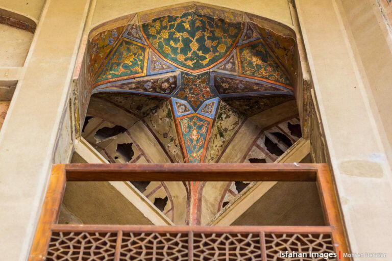 کاخ هشت‌ بهشت؛ یادگاری از دوران صفویه