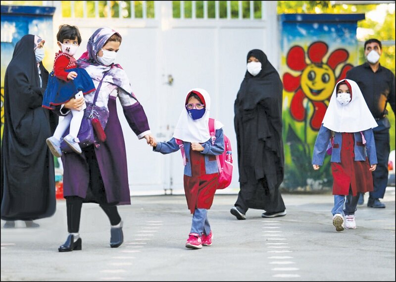 آموزش و پرورش: دانش آموزان مدارس پرجمعیت بالای ۶۰۰ نفر احتمالا ۲ روز در هفته مدرسه بروند