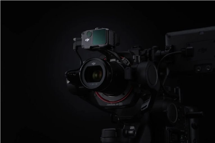 DJI از دوربین سینمایی جدید با گیمبال داخلی رونمایی کرد