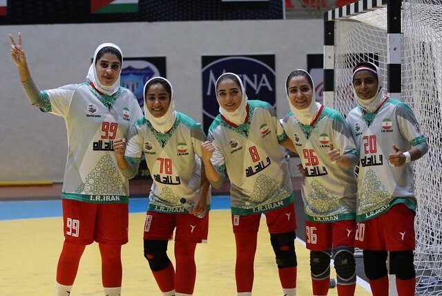 چرا حامی هندبال دختران رفت؟!