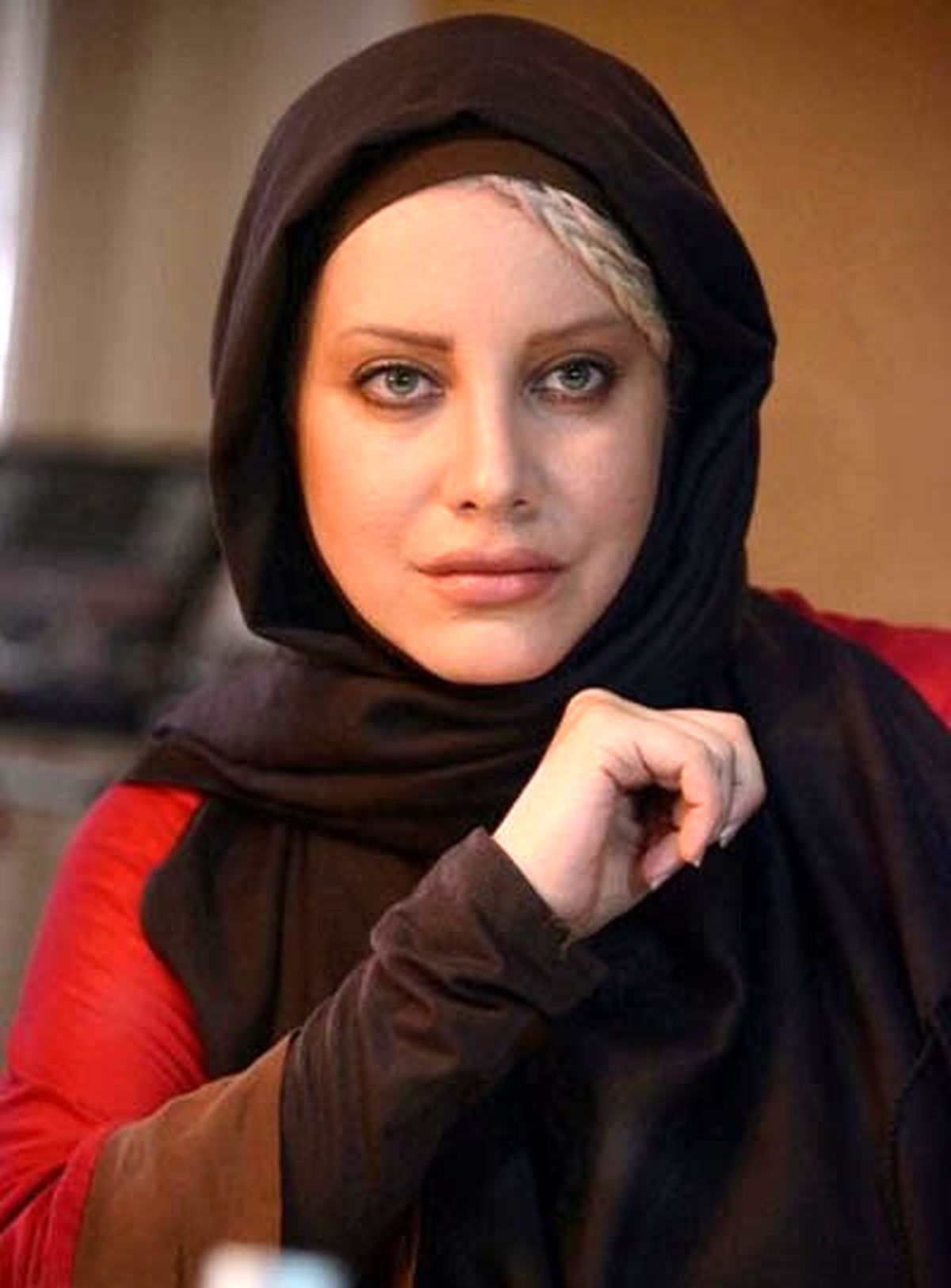 چهره‌ها/ کار خطرناک شراره رخام در ریل قطار