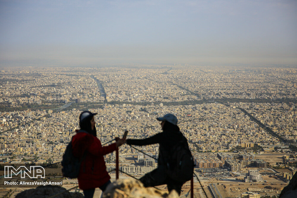 کوه صفه میعادگاه کوهنوردان اصفهانی