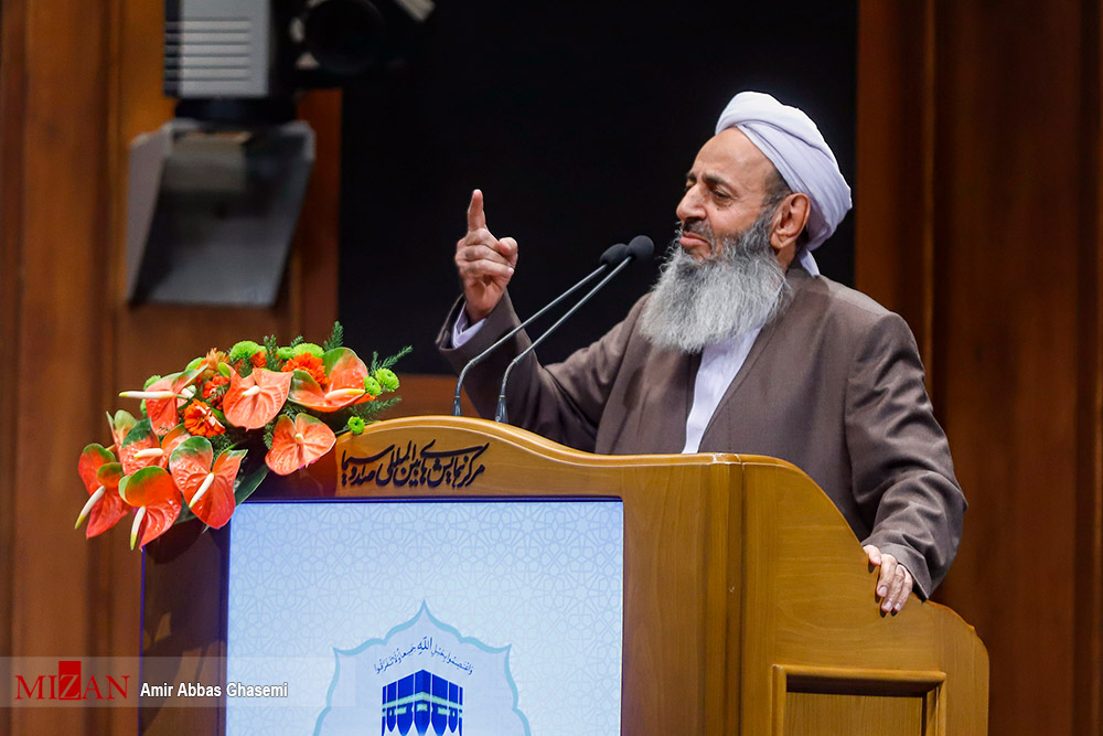 عکس/ حضور قالیباف در مراسم اختتامیه کنفرانس وحدت اسلامی