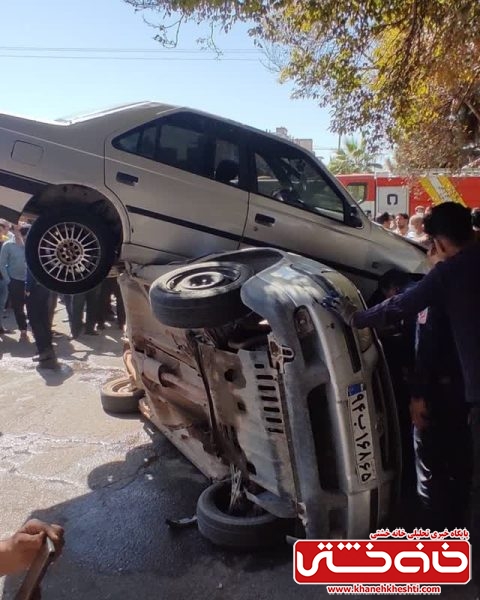 پرواز ۴۰۵ بر روی ۳ خودرو در میدان آیت‌الله صدر رفسنجان