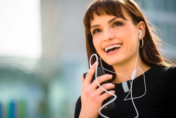 خطرات و عوارض استفاده طولانی مدت از هندزفری