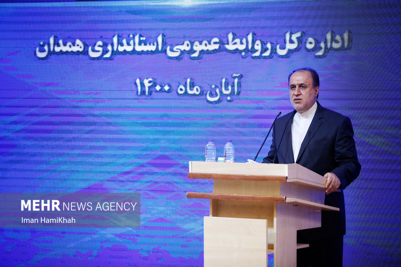 مراسم تکریم و معارفه استاندار همدان