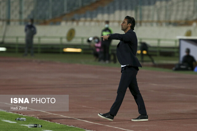 واکنش فرهاد مجیدی به رویارویی با ذوب‌آهن