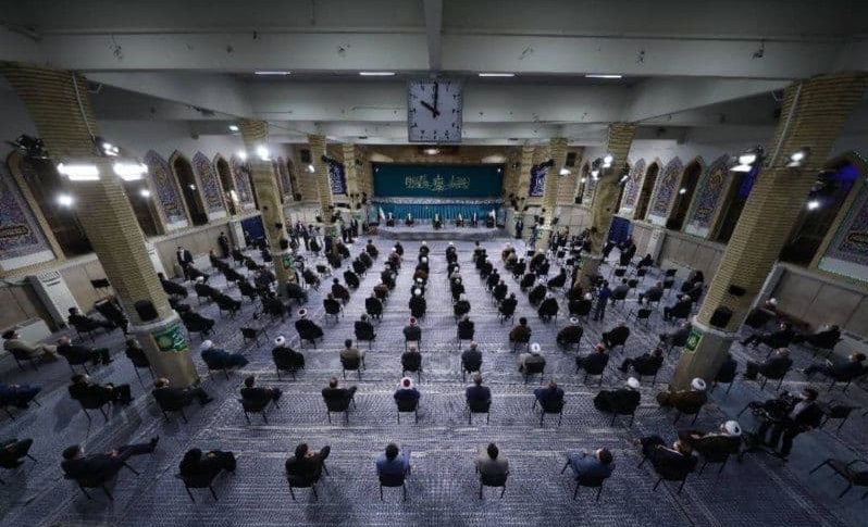 دیدار میهمانان کنفرانس وحدت اسلامى‌ و جمعی از مسئولان نظام با رهبر انقلاب