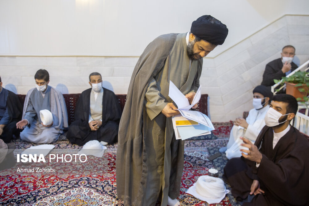 مراسم عمامه گذاری طلاب در روز میلاد پیامبر گرامی اسلام