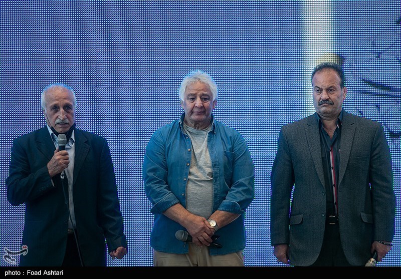 عکس/ گفتگوی مدال آور المپیکی با زاکانی در مراسم تجلیل