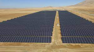 کمک حدود یک میلیاردی خیران کاشانی برای ساخت نیروگاه خورشیدی