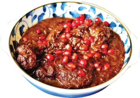 خورش انارترش و شیرین نواب برای پاییز